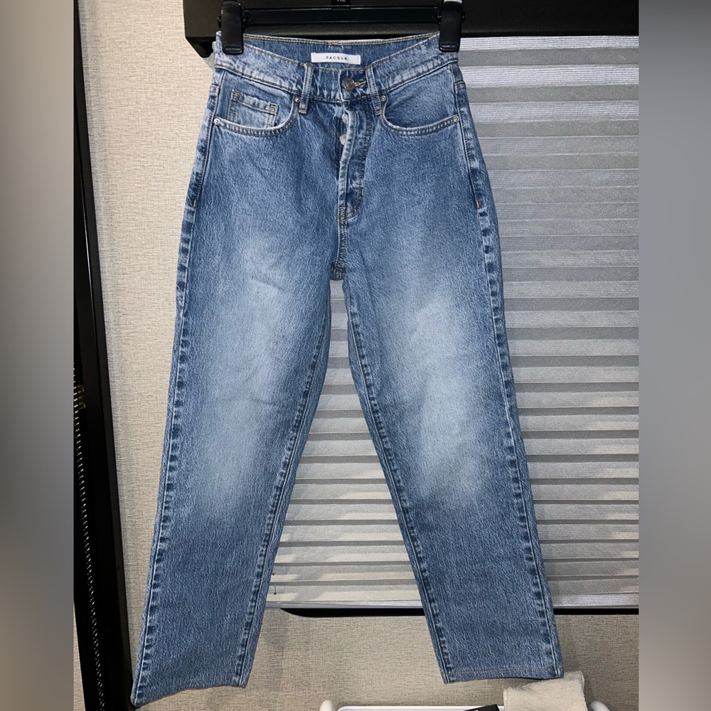 Pacsun Dad Jean 23